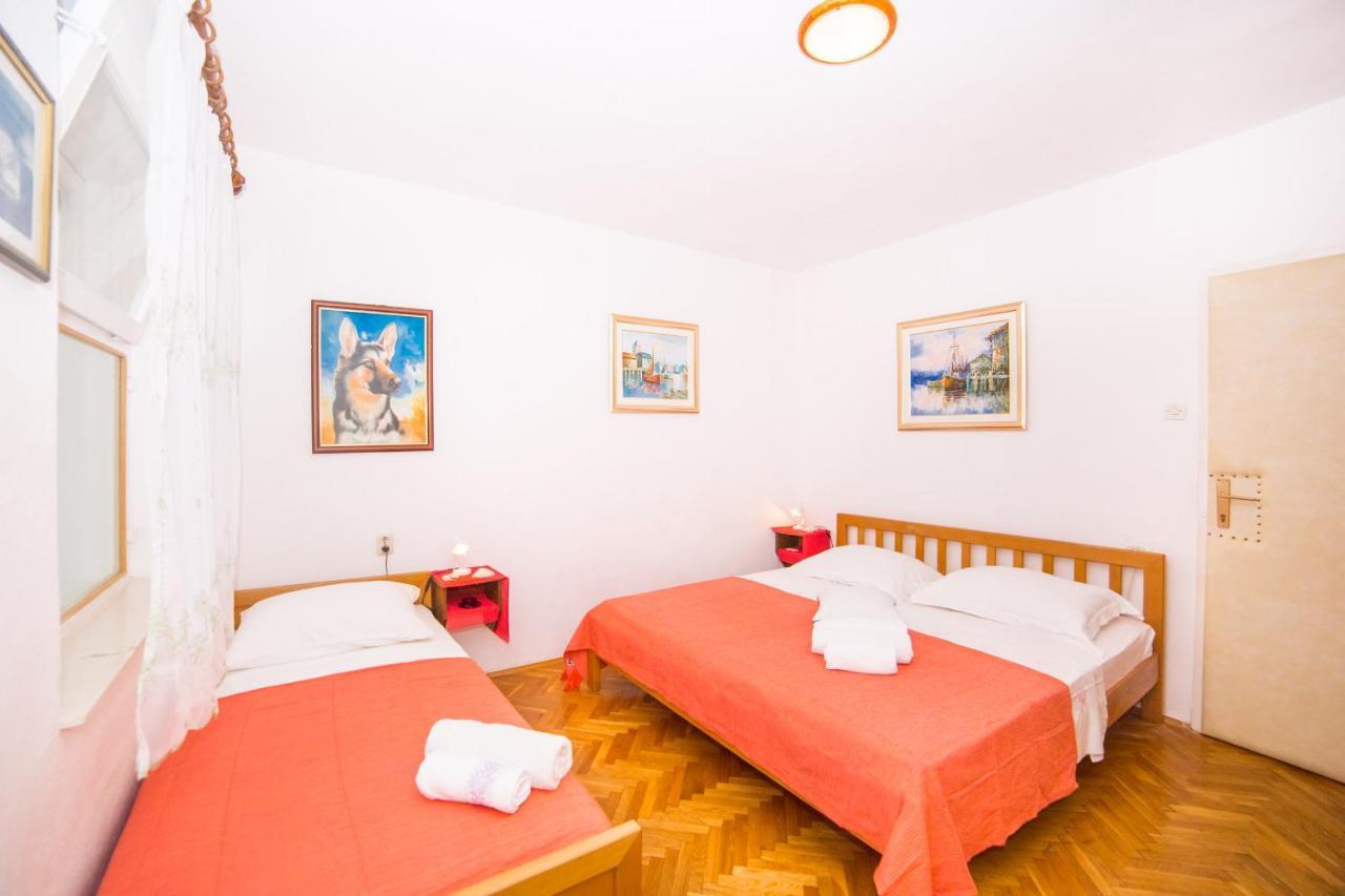 Apartment With Sea View Close To The Beach โพรไมนา ภายนอก รูปภาพ